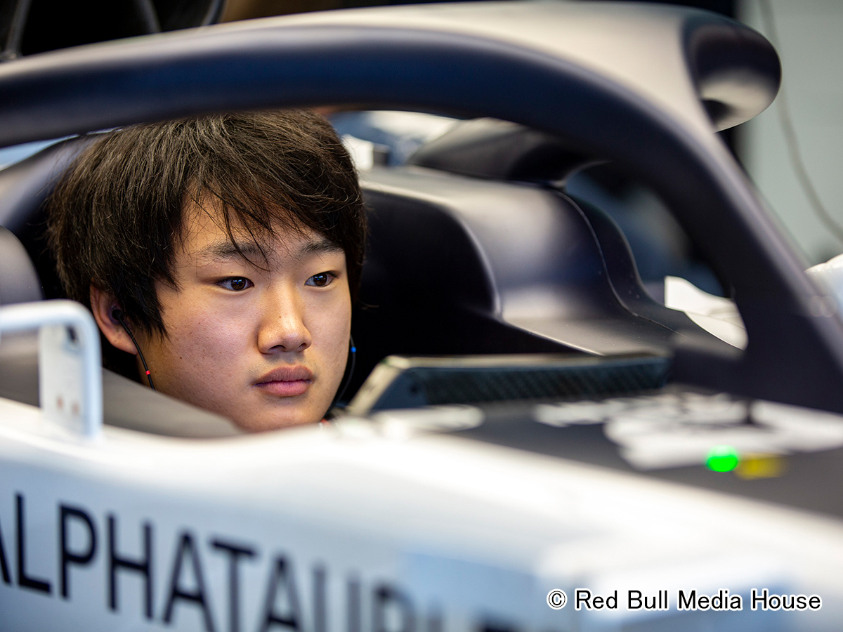 F1の21シーズンが開幕へ 7年ぶりの日本人ドライバー 角田裕毅に高まる期待 芸能人 著名人のニュースサイト ホミニス