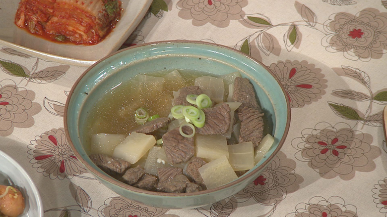 牛肉と大根のスープ(「SUPER JUNIORイトゥクのおいしい韓国レシピ」) 
