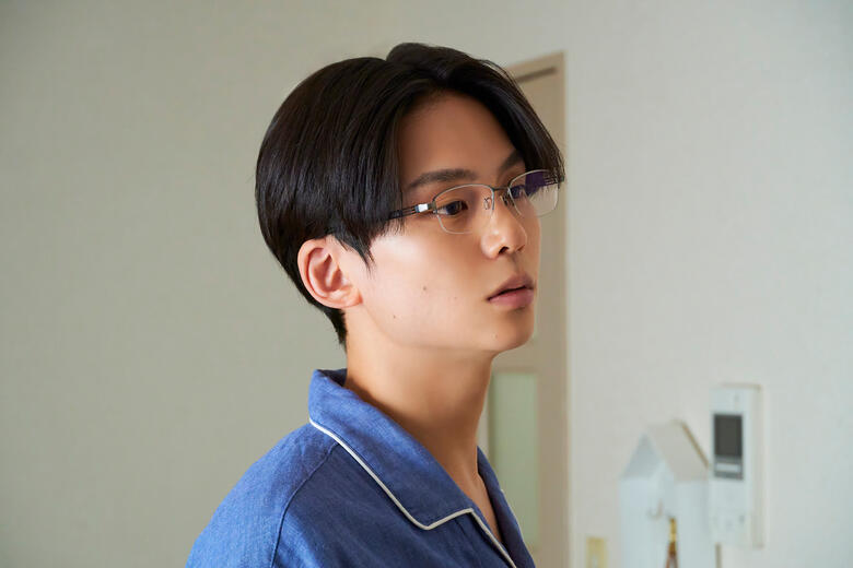 まきの夫・恭一(沢村玲)はモラハラ気味で夫婦間も微妙な関係に