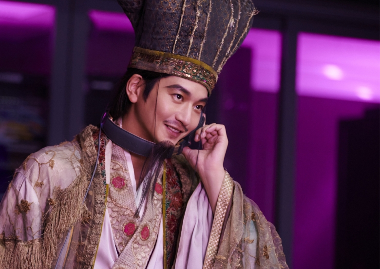 三国時代から転生してきた孔明(向井理)が音楽の世界で活躍する「パリピ孔明 THE MOVIE」 