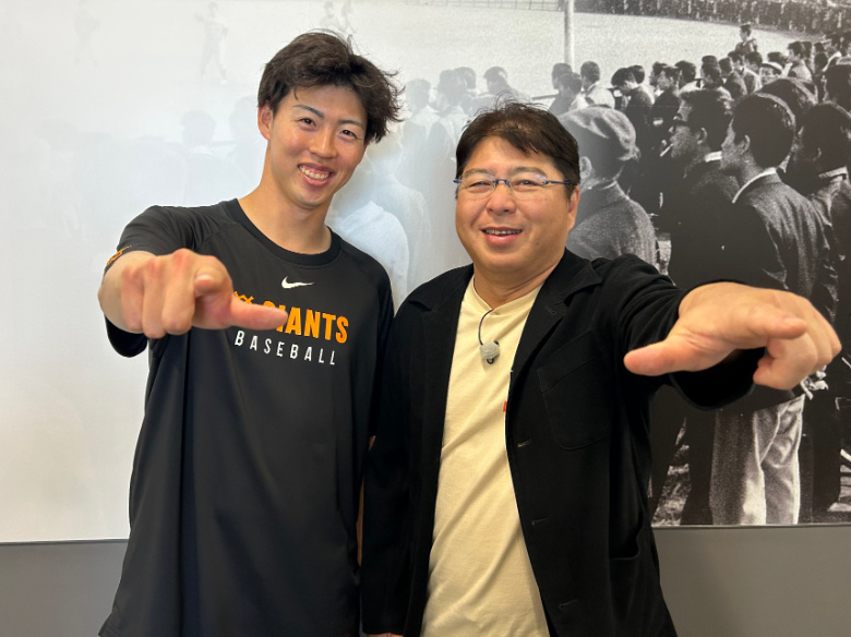 森田駿哉投手と真中満「真中満が行く！東京ジャイアンツタウン篇」
