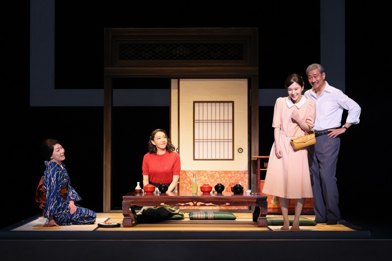中井貴一の他、芳根京子、柚希礼音、キムラ緑子ら、実力派の競演が話題を呼んだ「先生の背中~ある映画監督の幻影的回想録~」