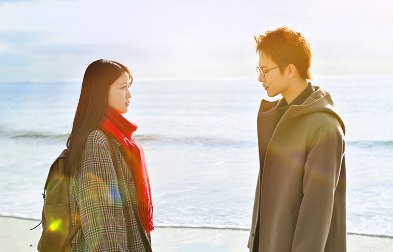 三山凌輝と久保史緒里の共演で新堂冬樹の小説を映画化した「誰よりもつよく抱きしめて」 
