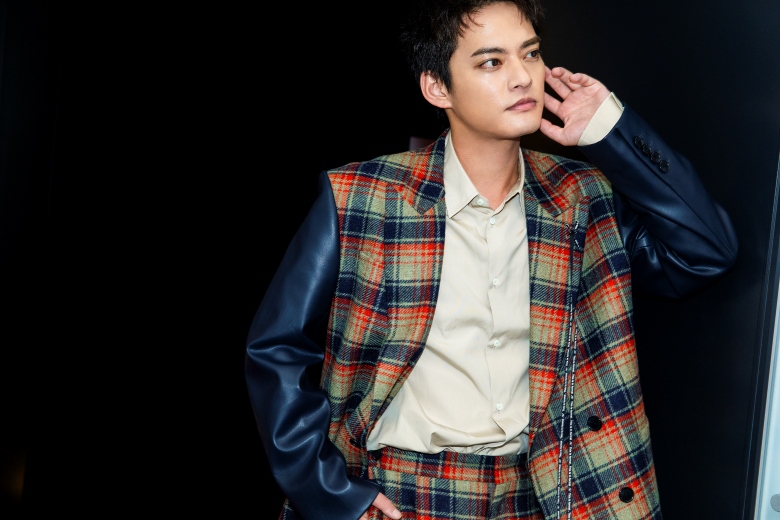 舞台『大誘拐』で戸並健次役を演じる中山優馬