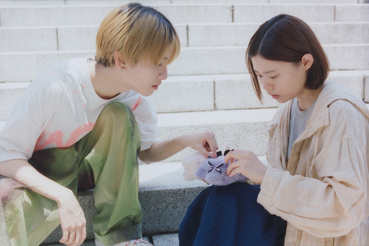 「ミーツ・ザ・ワールド」 (C) 金原ひとみ／集英社・映画「ミーツ・ザ・ワールド」製作委員会