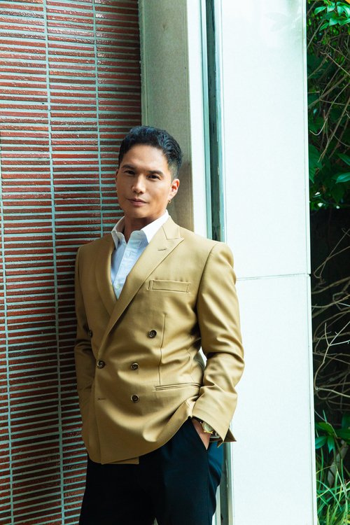 『おいしい給食』シリーズにて6年近く甘利田先生を演じている市原隼人