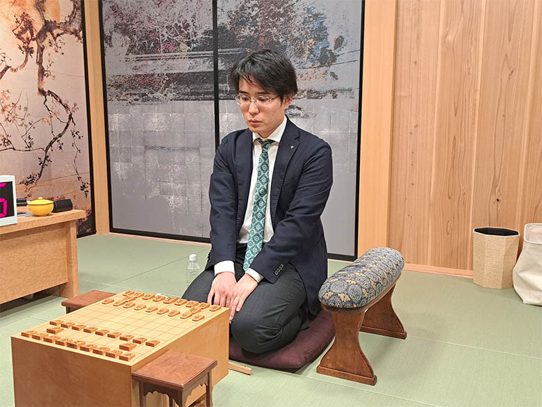 2年連続で、藤井竜王に挑戦する佐々木勇気八段