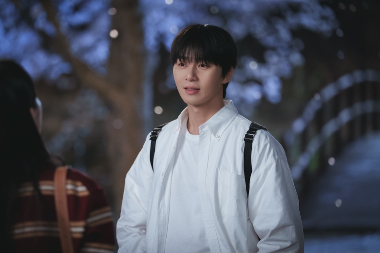 幾田りららのOSTが盛り上げる淡い恋...37歳を迎えるパク・ソジュンの純情ぶりにときめく大人のラブロマンス「明日はきっと」