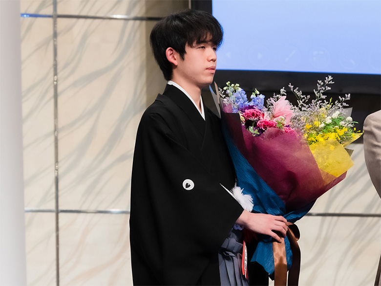 王将戦七番勝負の防衛に臨む藤井聡太