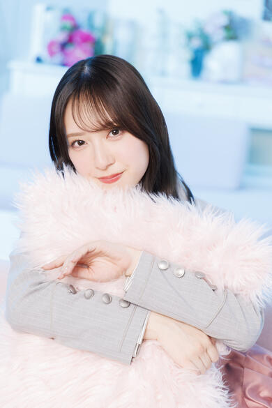 日向坂46・金村美玖、上村ひなの「クリフハンガー」インタビュー・アザーカット集【HOMINIS限定】