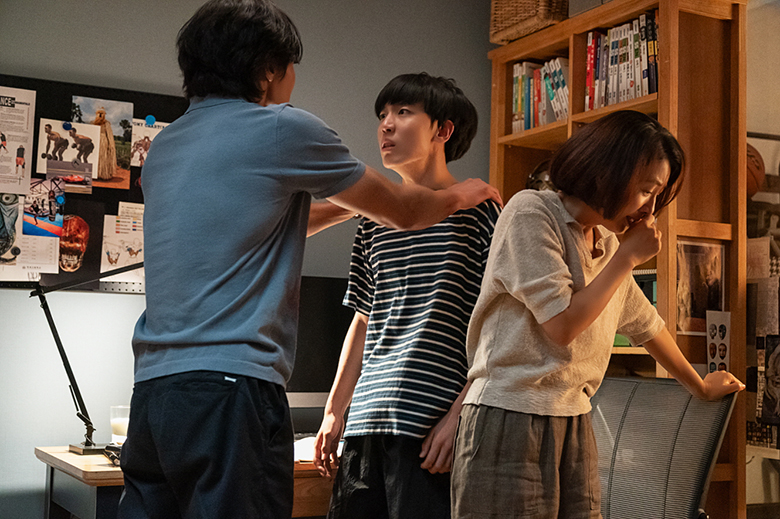 「満ち足りた家族」