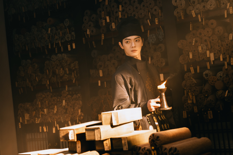 国宝級イケメン、シュー・カイ(許凱)が"妖(あやかし)"への情を募らせる..."顔面偏差値"が高すぎる中国の美男子揃いの時代劇「子夜帰(しやき)」