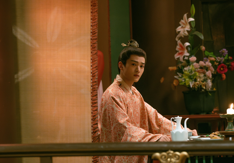 国宝級イケメン、シュー・カイ(許凱)が"妖(あやかし)"への情を募らせる..."顔面偏差値"が高すぎる中国の美男子揃いの時代劇「子夜帰(しやき)」