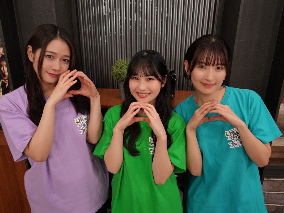 写真左から、谷本安美、土居楓奏、小野瑞歩