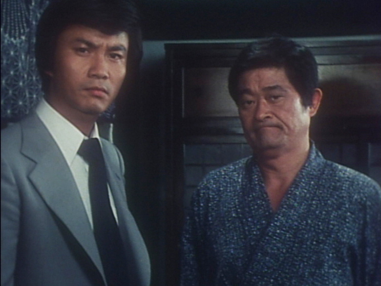 「赤かぶ検事奮戦記Ⅱ」に出演するフランキー堺(写真右)