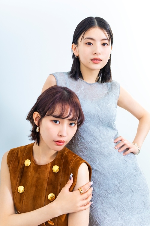 南沙良と出口夏希の未公開ショット！HOMINIS限定撮りおろしカット集