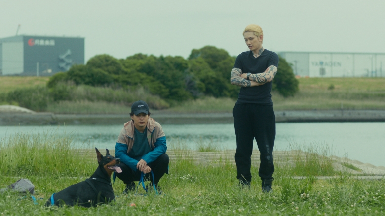 町田啓太がタトゥー姿で放つ貫禄...柳楽優弥＆松村北斗扮するバディが裏社会の暗部に足を踏み入れる「九条の大罪」