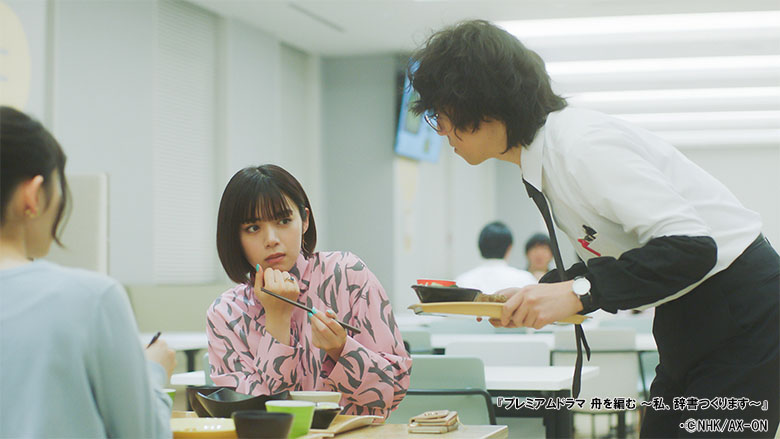 池田エライザがファッション編集部から辞書編集部に異動となり、奮闘する主人公を好演