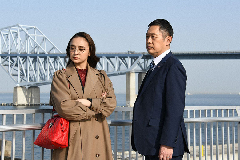 内藤剛志演じる名物捜査一課長・大岩が