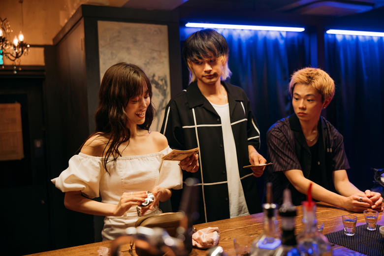 北村匠海が闇ビジネスの世界でもがき続ける若者を体現！「愚か者の身分」 
