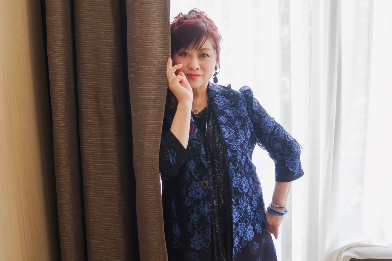 40周年を迎えた渡辺美里が、印象に残るライブの思い出を振り返る
