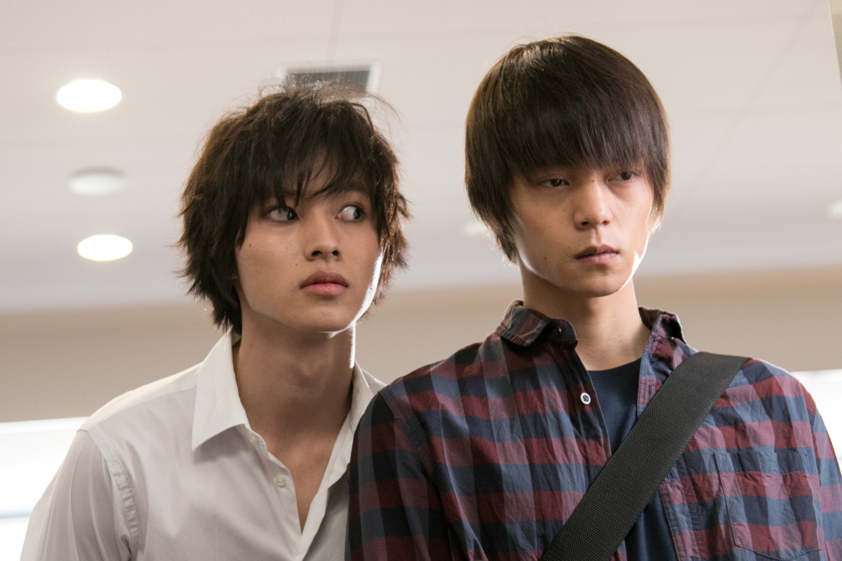 窪田正孝と山﨑賢人の対峙シーンが見どころの「デスノート」