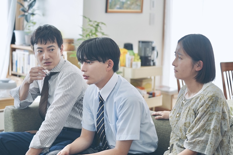 長尾謙杜が殺人疑惑を抱えながらも一途に恋人を想い続ける高校生を演じる『恋に至る病』『恋に至る病(2025)』