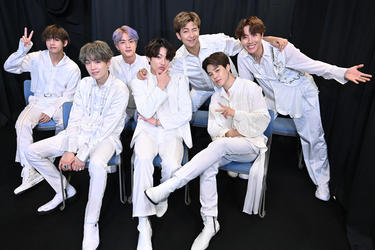 ファンへの感謝を胸に...<strong>BTS</strong>の心揺さぶる