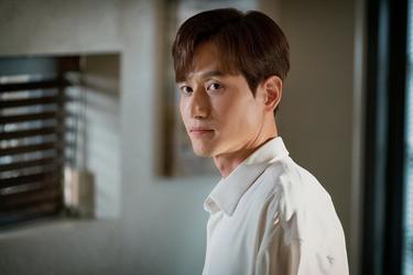 デビュー14年で大ブレイク！韓国ドラマ『夫婦の世界』のゲス夫役パク・ヘジュンの魅力｜Kカル！