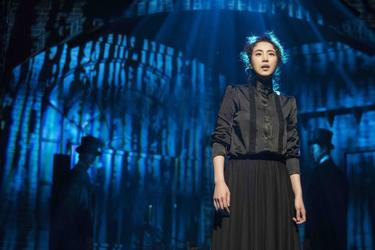 涙を誘う熱演ぶり。ミュージカル女優チョン・インジの圧倒的演技力｜Kカル！