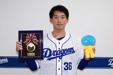 ドラゴンズ投手陣のもとで成長中！ファームMVPを獲得した中日・<strong>岡野祐一郎</strong>が竜の未来を担う