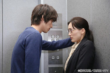 <strong>綾瀬はるか</strong>が<strong>福士蒼汰</strong>と不器用な恋愛模様を展開！そのハマり役っぷりに注目のドラマ「きょうは会社休みます。」