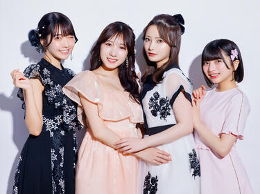 横野すみれのおしりを新谷姫加、天羽希純、姫野ひなのが「うらやましい」と絶賛！