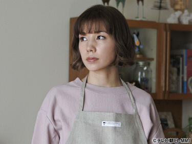 <strong>仲里依紗</strong>が不倫される妻