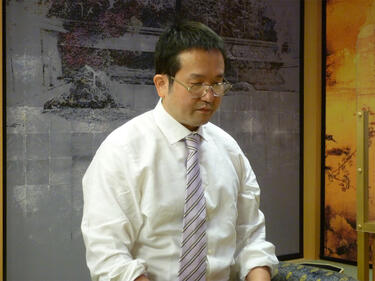 八冠・<strong>藤井聡太</strong>を破り、銀河戦で最年長優勝を果たした<strong>丸山忠久</strong>九段の経歴を紹介!