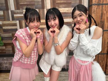 つばきファクトリー、新メンバー初登場＆バレンタイン企画でツンかわに挑戦！河西結心「食リポは何言ってるか分からなくなるくらい本当に難しい」