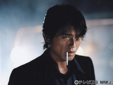 ギャップ萌え続出！高橋克典が代表作「特命係長 只野仁」で演じた魅力たっぷりの主人公
