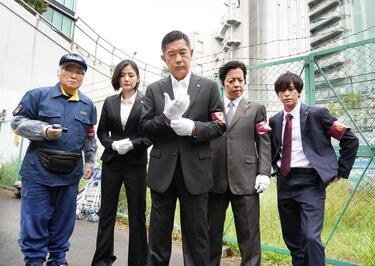 内藤剛志演じるベテラン刑事がかつてないほど追い込まれる！佐野史郎とのコンビも大人の味わい「今野敏サスペンス　遠火　警視庁強行犯係 樋口顕」