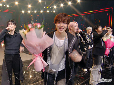 紅白歌合戦にも初出場...&TEAM(エンティーム)、反響を呼ぶ韓国デビュー作「Back to Life」で示した急成長の証とは？