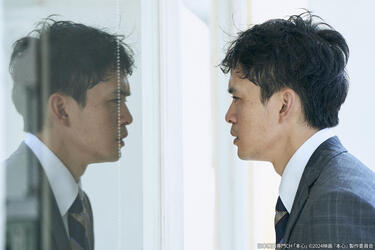 池松壮亮が母を亡くした青年を哀愁たっぷりに演じる...母役・田中裕子の、すべてを超越した演技も見どころな「本心」