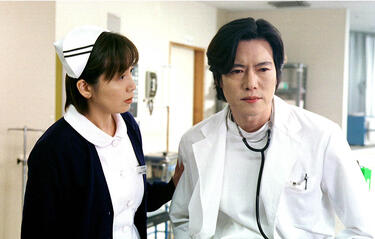 <strong>豊川悦司</strong>が放つ、妖艶さと不気味さ...内に秘める