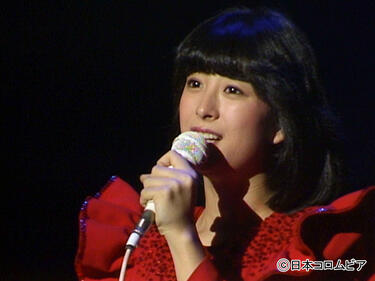 45年を経ても褪せない可憐さ！河合奈保子の稀有なアイドル性、名曲「けんかをやめて」「スマイル・フォー・ミー」...圧巻の歌唱力が分かるカバー曲メドレーも