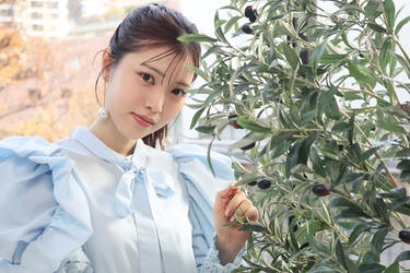 石原夏織、大人買いするほど溺愛する