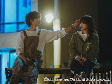 「嫌ならよけて」と優しくキス...ソン・ジュンギが9年ぶりとなるロマンス「マイ・ユース」で体現した、穏やかな愛と包容力