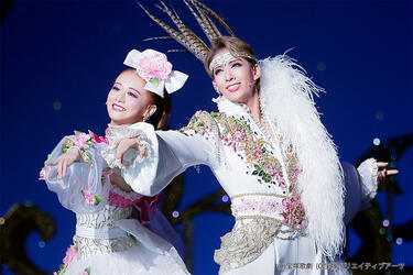 花組・永久輝せあ＆星空美咲、待望の新コンビが降臨！祝祭のショー『Jubilee』で見せた「最高の一歩