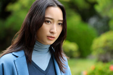 杏がセリフの半分以上が英語の難役に挑む！