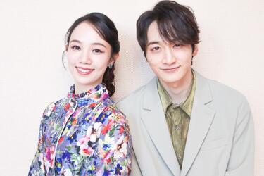 咲妃みゆ×小関裕太、初共演は探り合いだった！？「『どんな方なんだろう〜？』と...」ミュージカル『レッドブック』インタビュー