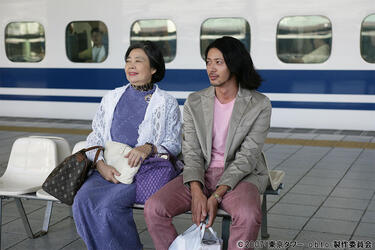 オダギリジョーと樹木希林の間に漂うのは、リアルな親子の空気――リリー・フランキーの自伝小説を名演で映像化した「東京タワー オカンとボクと、時々、オトン」