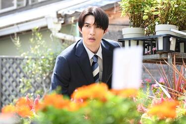 SixTONES・ジェシーが新境地を見せた、ドラマ「モンスター」でのマジメな顔