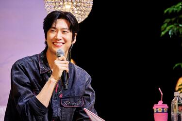 ナ・イヌが日本のファンに見せた素顔！愛に溢れた「2025 NA INWOO FANMEETING 『Spring, Where Love Begins』」